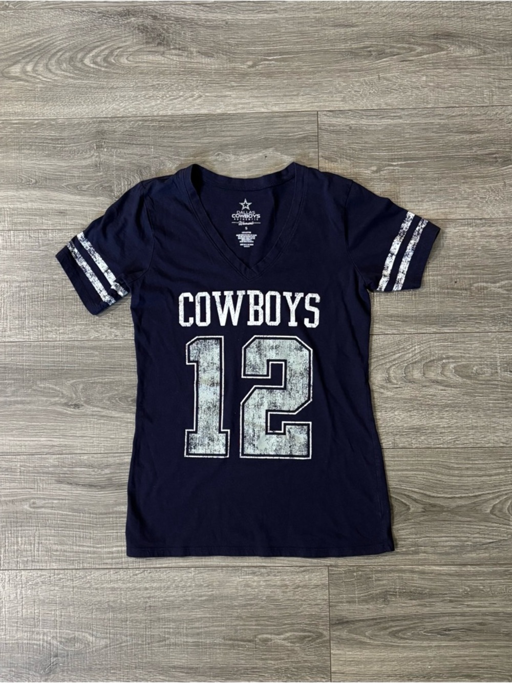 Cowboys Navy V-Neck Game Day Tee with White Number 12 size small unisex
